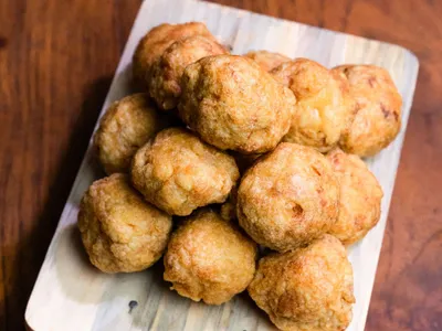 Bakso Goreng: Crispy Indonesian Fried Meatballs (30 Minutes)
