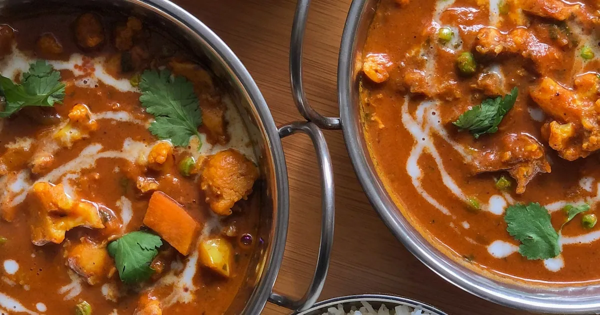 How to Make Kashmiri Gushtaba (Yogurt Meatball Curry)