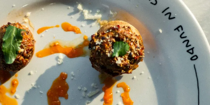 Hungarian Paprika Meatballs (Creamy Sour Cream Sauce)
