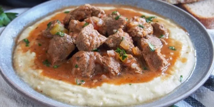 How to Make Hunkar Begendi (Turkish Meatballs over Smoky Eggplant)
