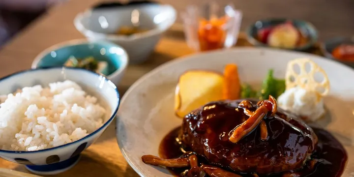 Japanese Hambagu Recipe (Hamburger Steak, 35 Minutes)