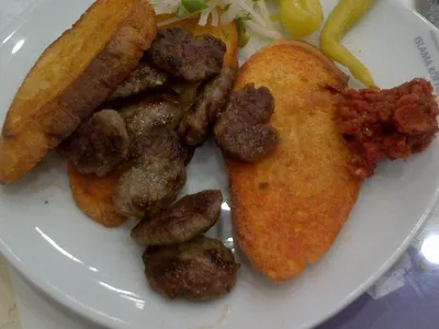 How to Make Maraş Köfte (Turkish Layered Meatballs)