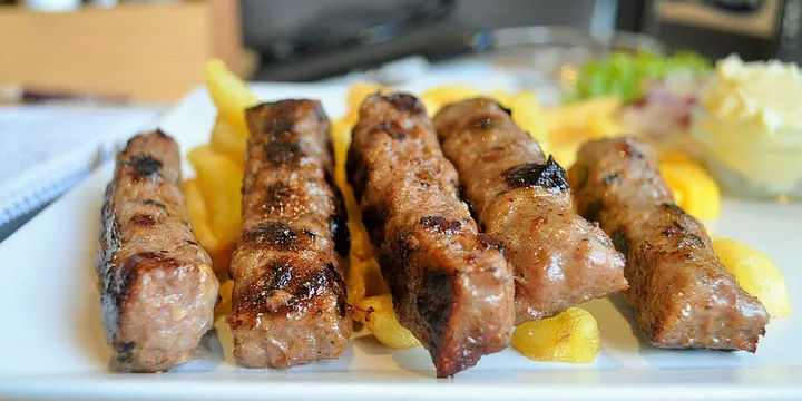 Serbian Cevapi: Grilled Balkan Meatballs Recipe