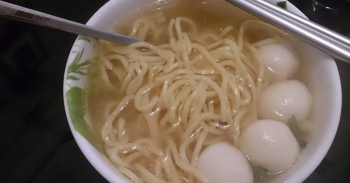 How to Make Singapore Fish Ball Noodle Soup