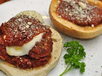 How to Make Smashed Meatballs