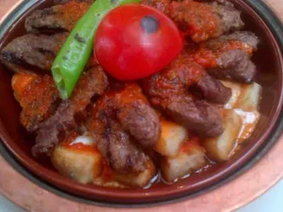 How to Make Tire Köfte (Turkish Meatballs on Pide)